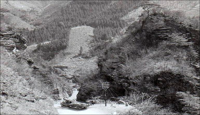 昭和35年、神流川、琴平山付近